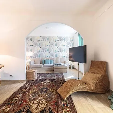 Magnifico Attico Con Terrazza Daire